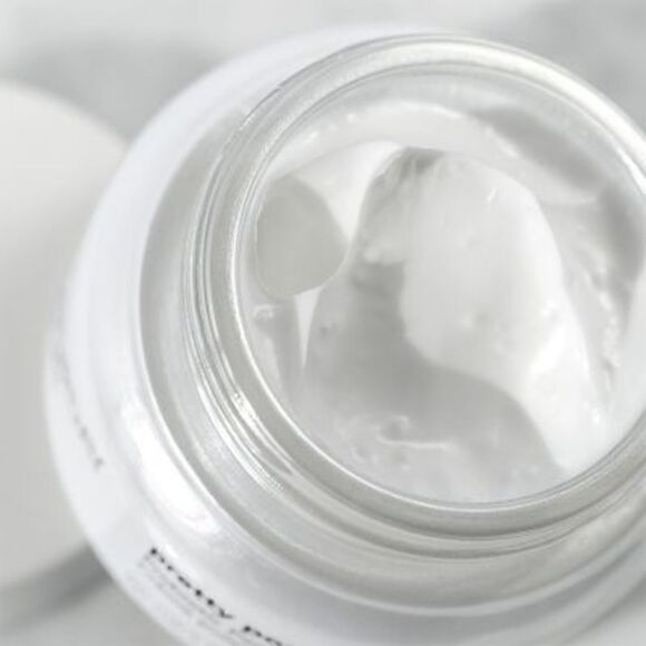 Saturday Skin Pretty Pop Probiotic Power Whipped Cream - Picture 3 of 3